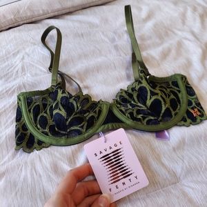 NWT Savage x Fenty green lace bra